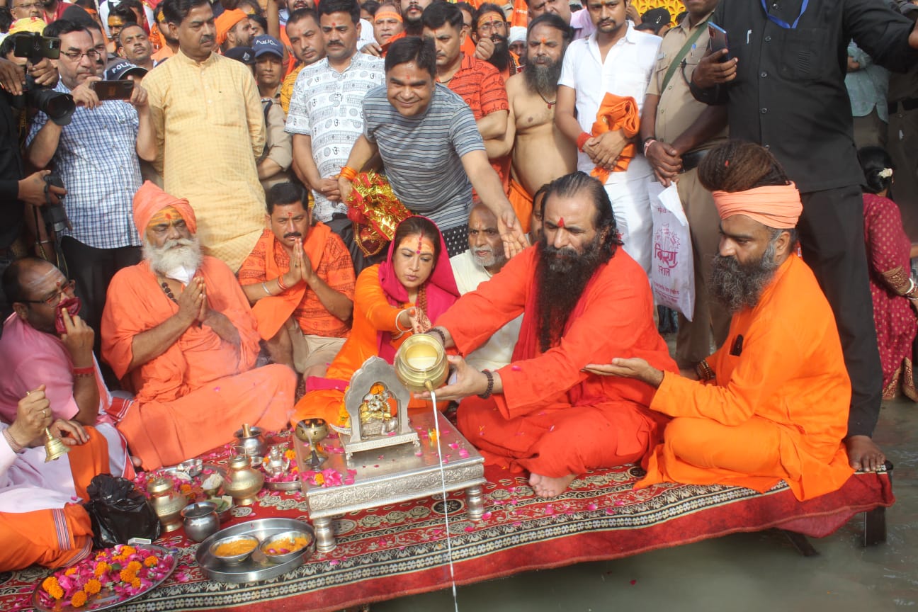 कैबिनट मंत्री रेखा आर्या ने लिया शिव के माह में शक्ति का संकल्प