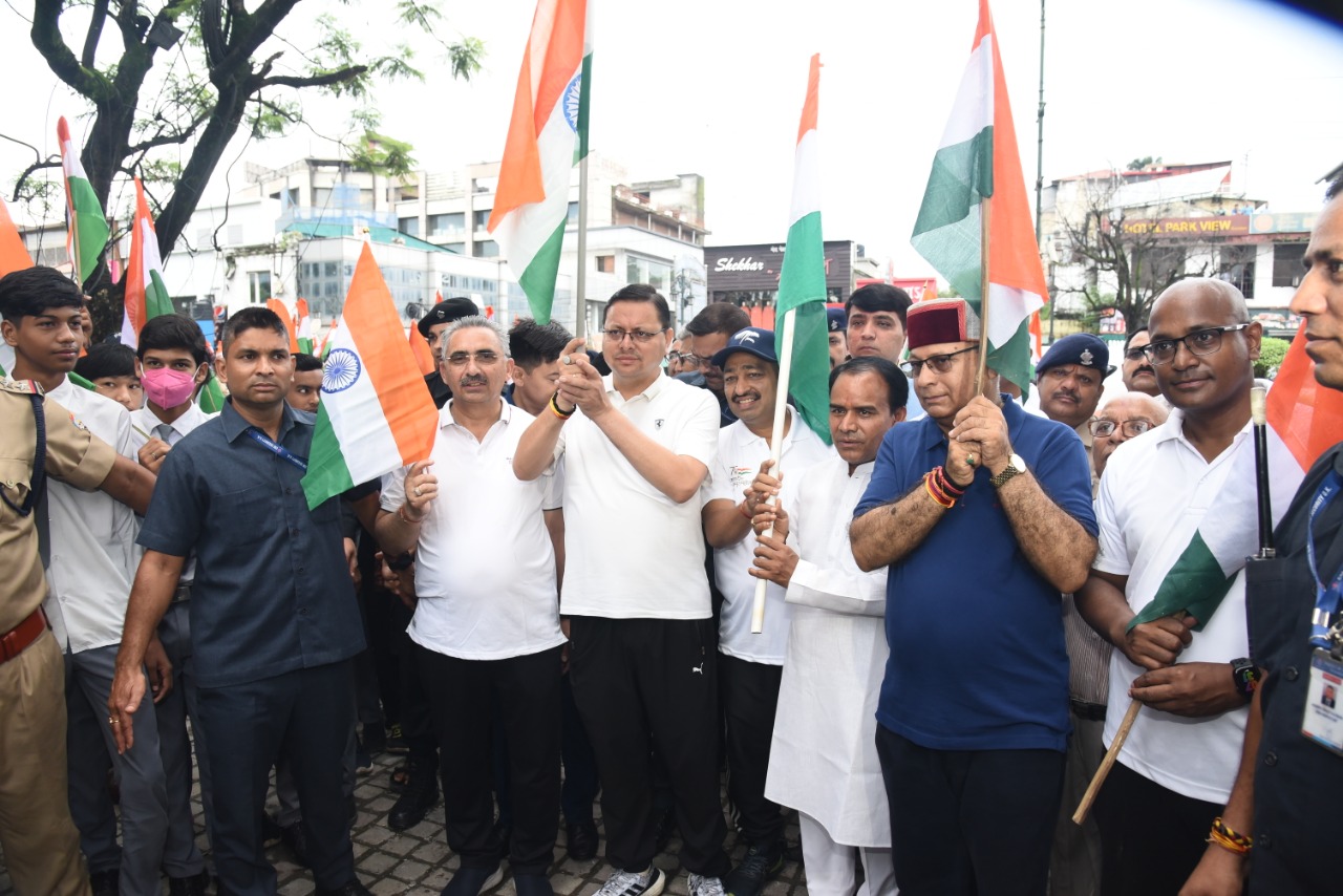 अगस्त क्रांति के अवसर पर शिक्षा विभाग ने निकाली तिरंगा यात्रा
