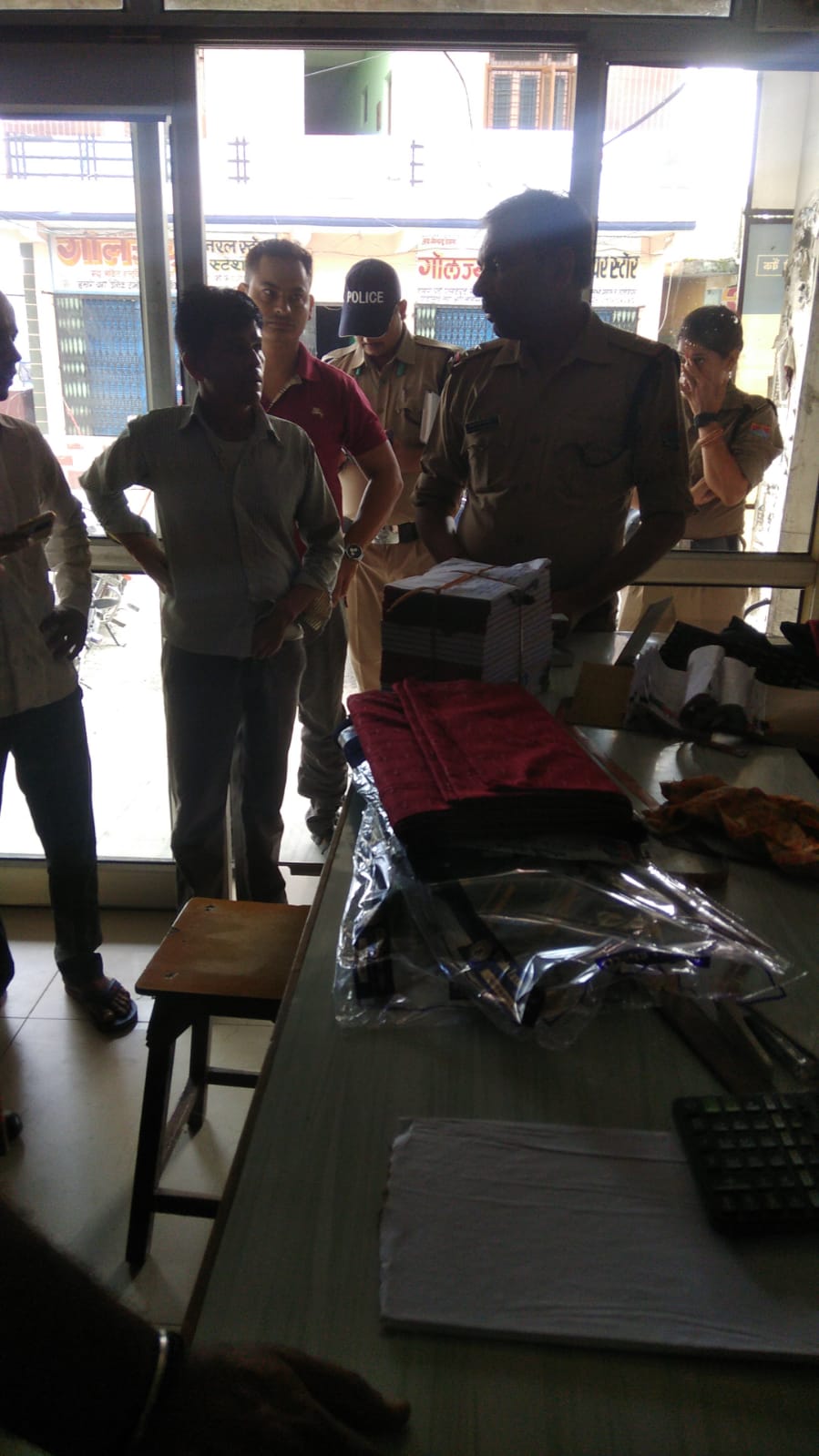 बाहरी व्यक्तियों, किरायेदारों, मजदूरों के सत्यापन के लिए अभियान चलाकर कार्रवाई के निर्देश