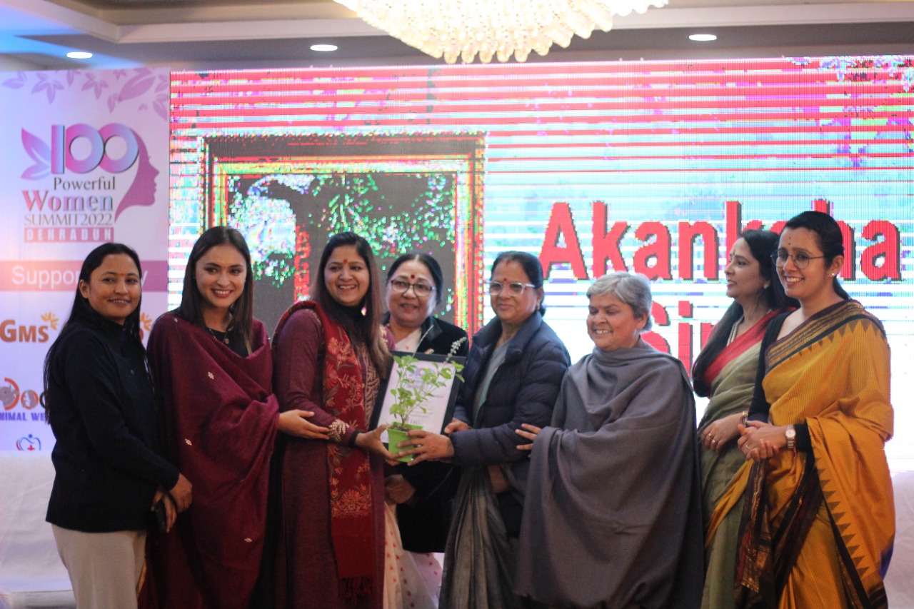 पहली बार एक साथ देवभूमि इनसाइडर के मंच पर साथ आई 100 प्रतिष्ठित महिलाएं
