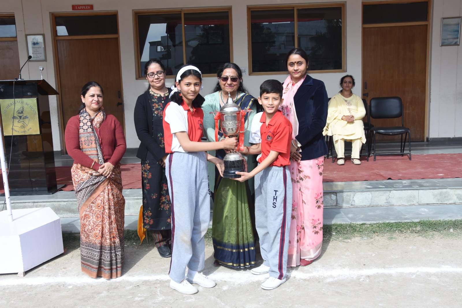 हेरिटेज स्कूल के स्पोर्ट्स डे पर सागवान सदन ने जीती चैंपियनशिप 🏆ट्राफी