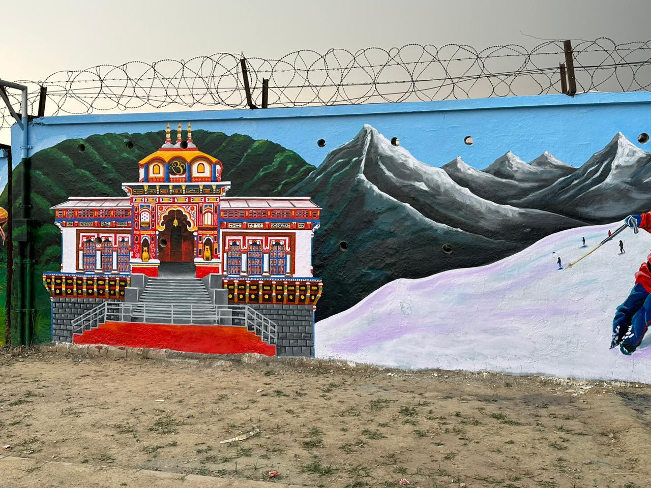 जी 20 के तहत चमकाई जा रही एयरपोर्ट की दीवारें, वीसी ने लिया जायजा