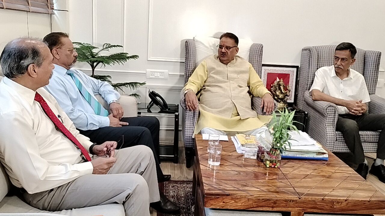 सैनिक कल्याण मंत्री ने 03 जुलाई को सैन्य धाम में आयोजित होने कार्यक्रम की समीक्षा
