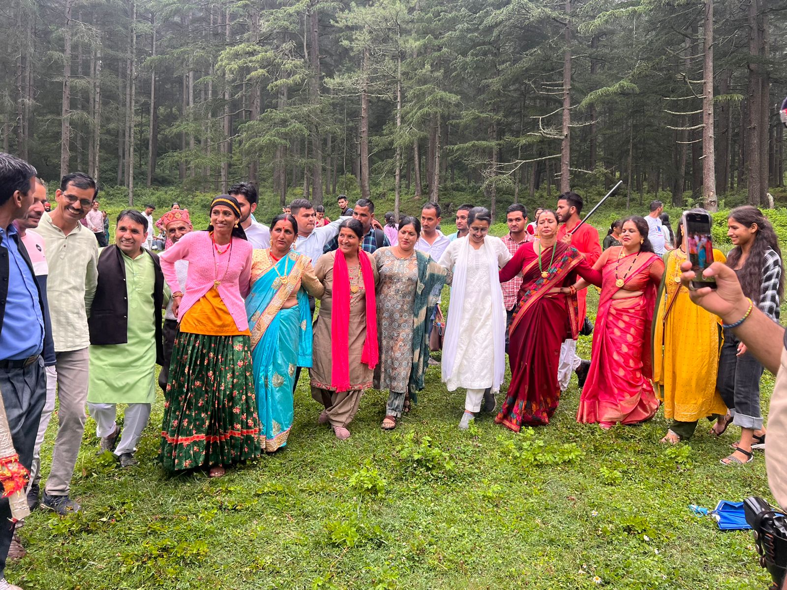 युवा मोर्चा की राष्ट्रीय उपाध्यक्ष नेहा जोशी ने रुद्रेश्वर महाराज के मेले को राजकीय मेला घोषित करवाने का लिया संकल्प