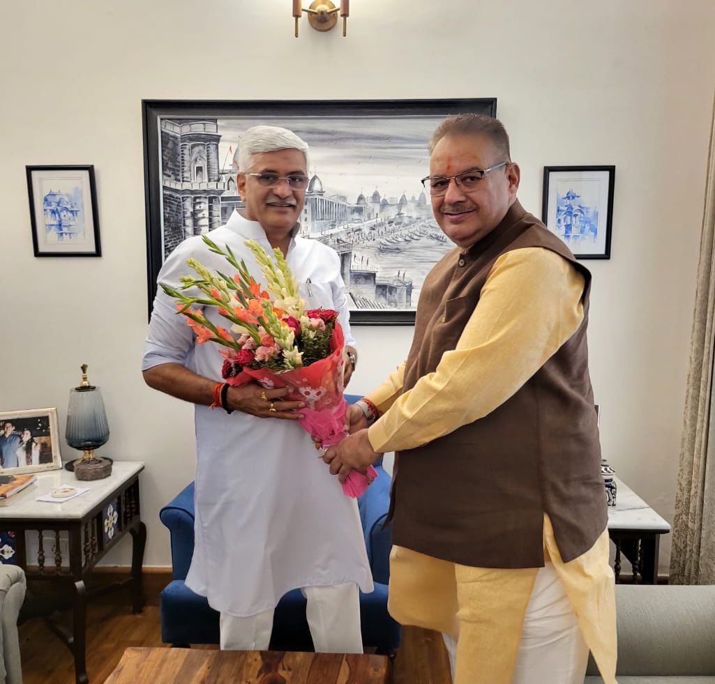 मंत्री गणेश जोशी ने टोंस (तमसा) नदी को यमुना की सहायक नदी के तौर पर लेते हुए नमामि गंगे परियोजना के तहत 100 करोड़ की योजनाओं की स्वीकृति प्रदान किए जाने का जलशक्ति मंत्री से किया अनुरोध