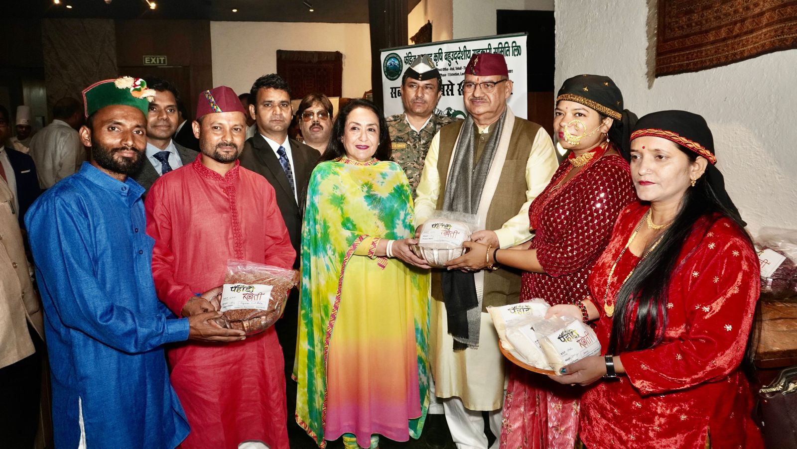 नई दिल्ली स्थित होटल ललित में आयोजित श्रीअन्न: द् हेल्थी मिलेट कार्यक्रम का शुभारम्भ करते उत्तराखण्ड के कृषि मंत्री गणेश जोशी