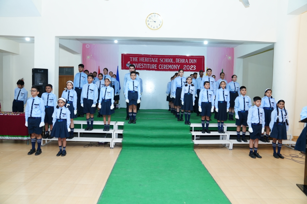 द हेरिटेज स्कूल में छात्र कार्यकारणी परिषद का हुआ शपथ ग्रहण समारोह