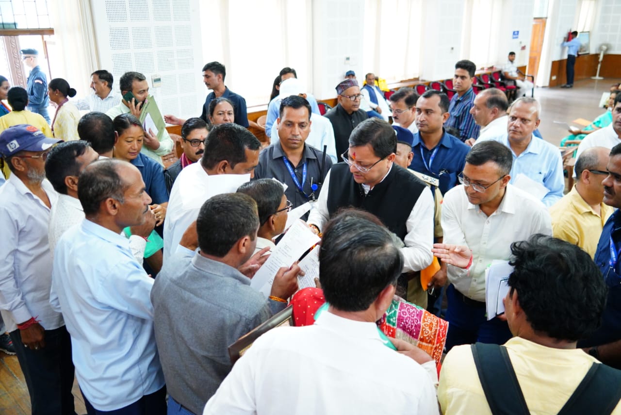 मुख्यमंत्री ने सुनी जन समस्याएं