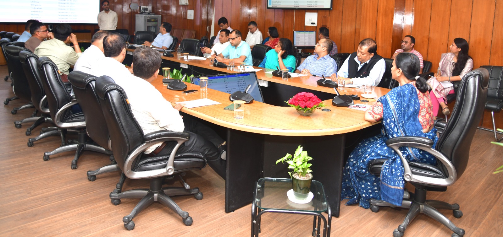 अपर मुख्य सचिव राधा रतूड़ी ने ग्लोबल इनवेस्टर समिट के आयोजन हेतु मुख्यमंत्री कार्यालय हेतु गठित समन्वय समिति की ली बैठक