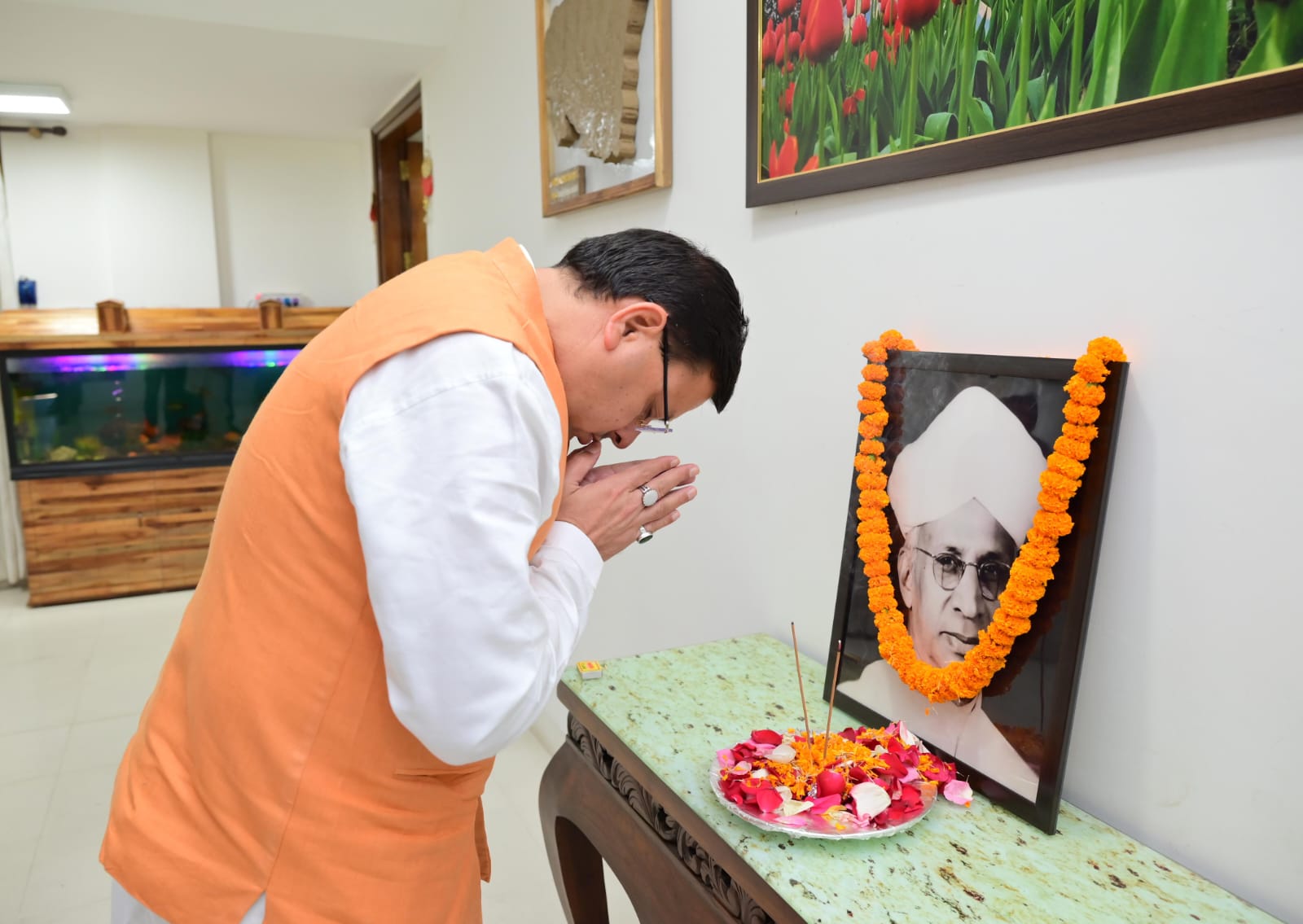 मुख्यमंत्री पुष्कर सिंह धामी ने शिक्षक दिवस की दी सभी प्रदेशवासियों को बधाई