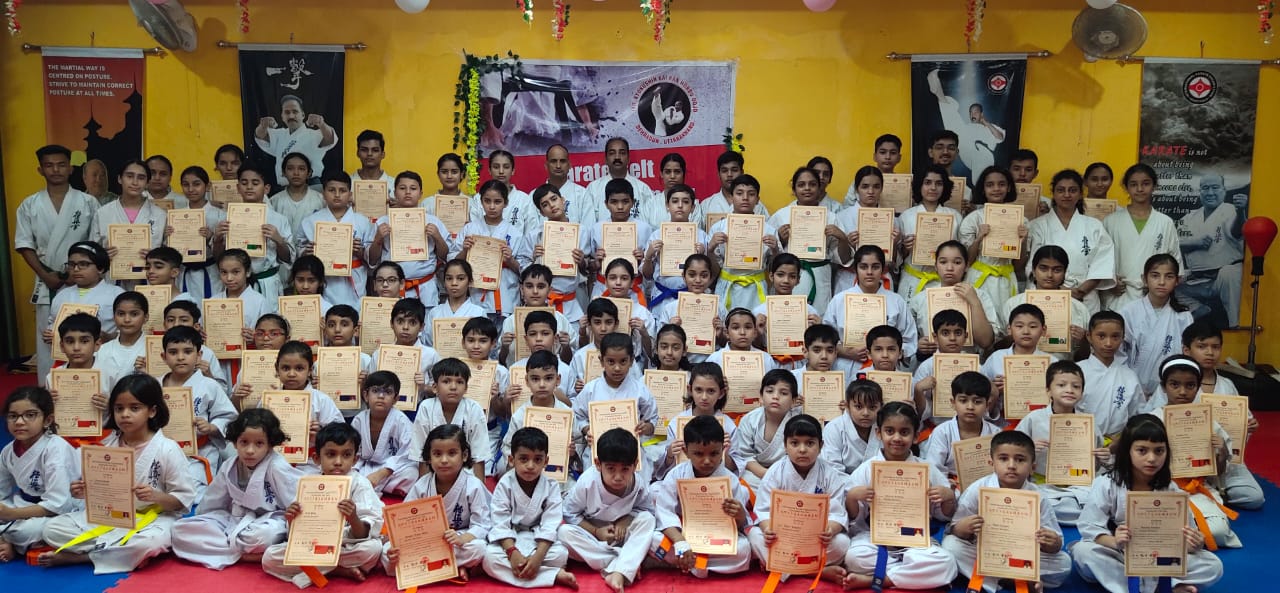 क्योकुशिन कराटे बेल्ट पुरस्कार समारोह मुख्यालय (होनबू डोजो) में सफलतापूर्वक हुआ संपन्न