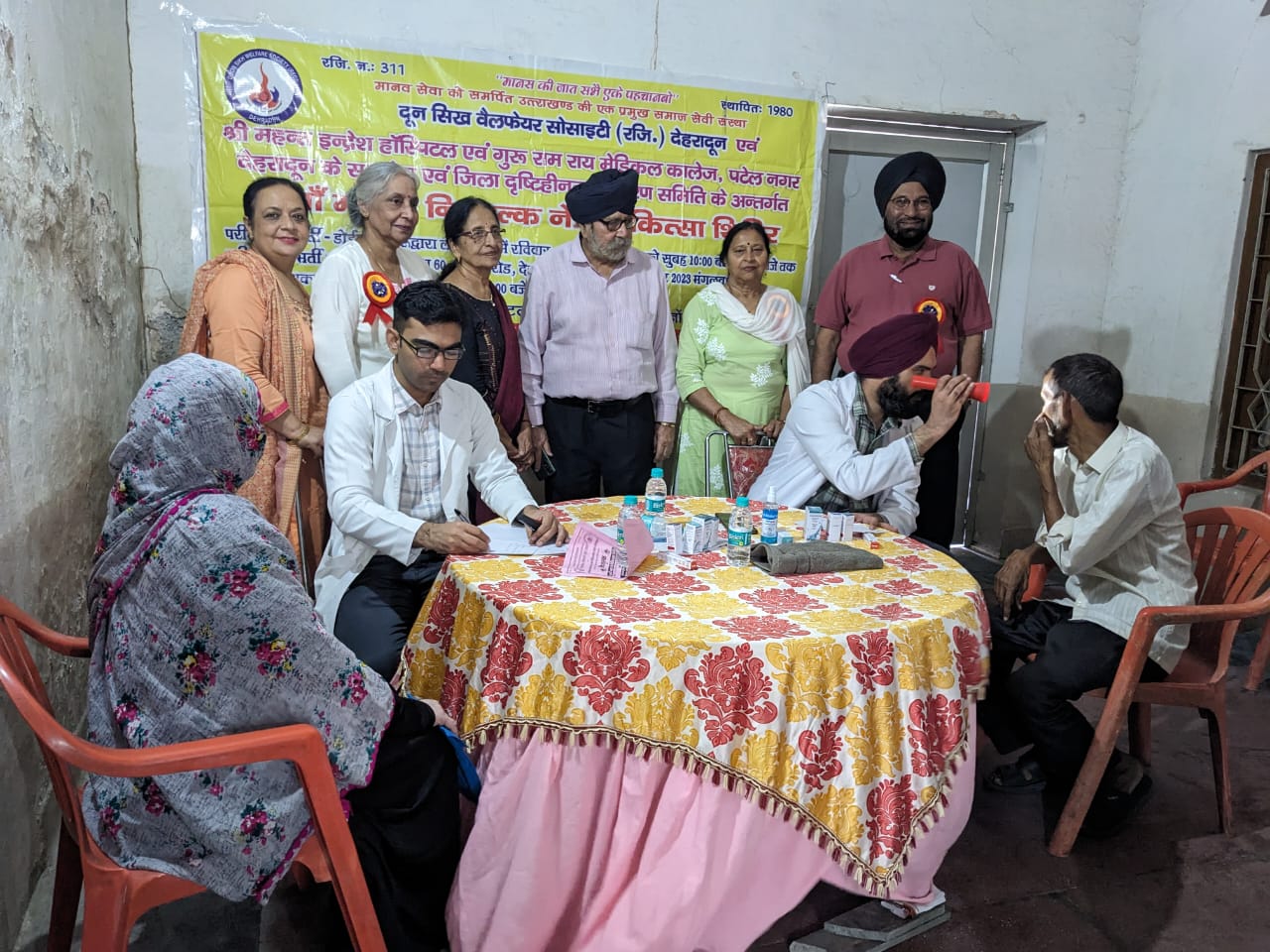दून सिख वेलफेयर सोसायटी के नेत्र चिकित्सा शिविर में 509 मरीजों की हुई जाँच