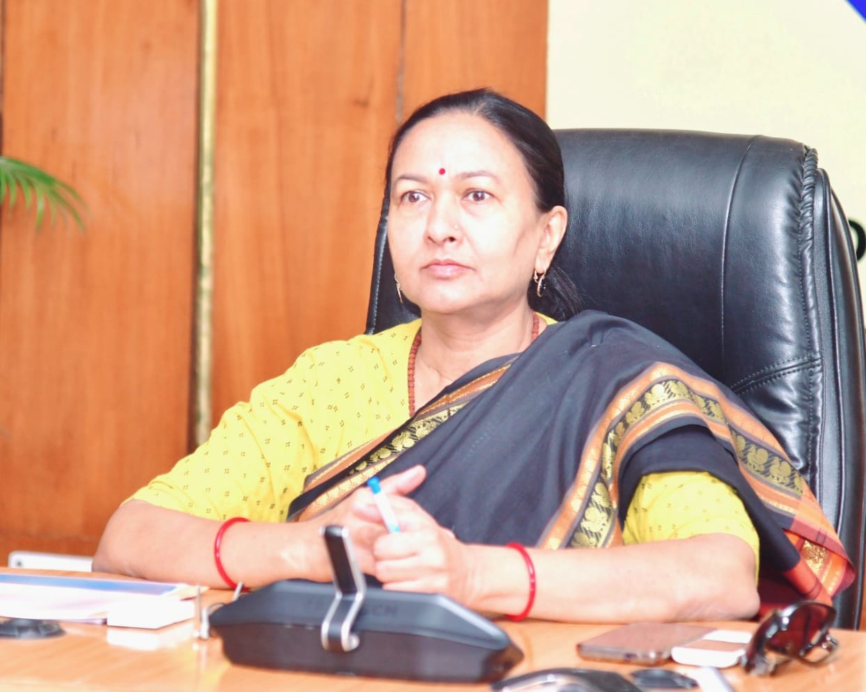 एसीएस राधा रतूड़ी ने सतर्कता विभाग को भ्रष्टाचार व अन्य महत्वपूर्ण केसो की जांच समयबद्धता से पूरा करने के निर्देश दिए