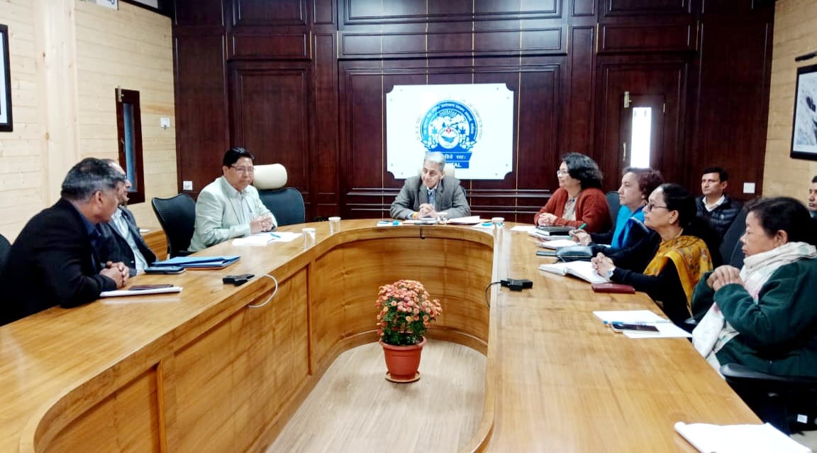 हेल्थ सेक्टर सेवा का सेक्टर, आपसी समन्वय से काम करें अधिकारी-कर्मचारी, अंतिम व्यक्ति तक पहुंचे स्वास्थ्य सुविधाओं का लाभ- सुधांशु पंत