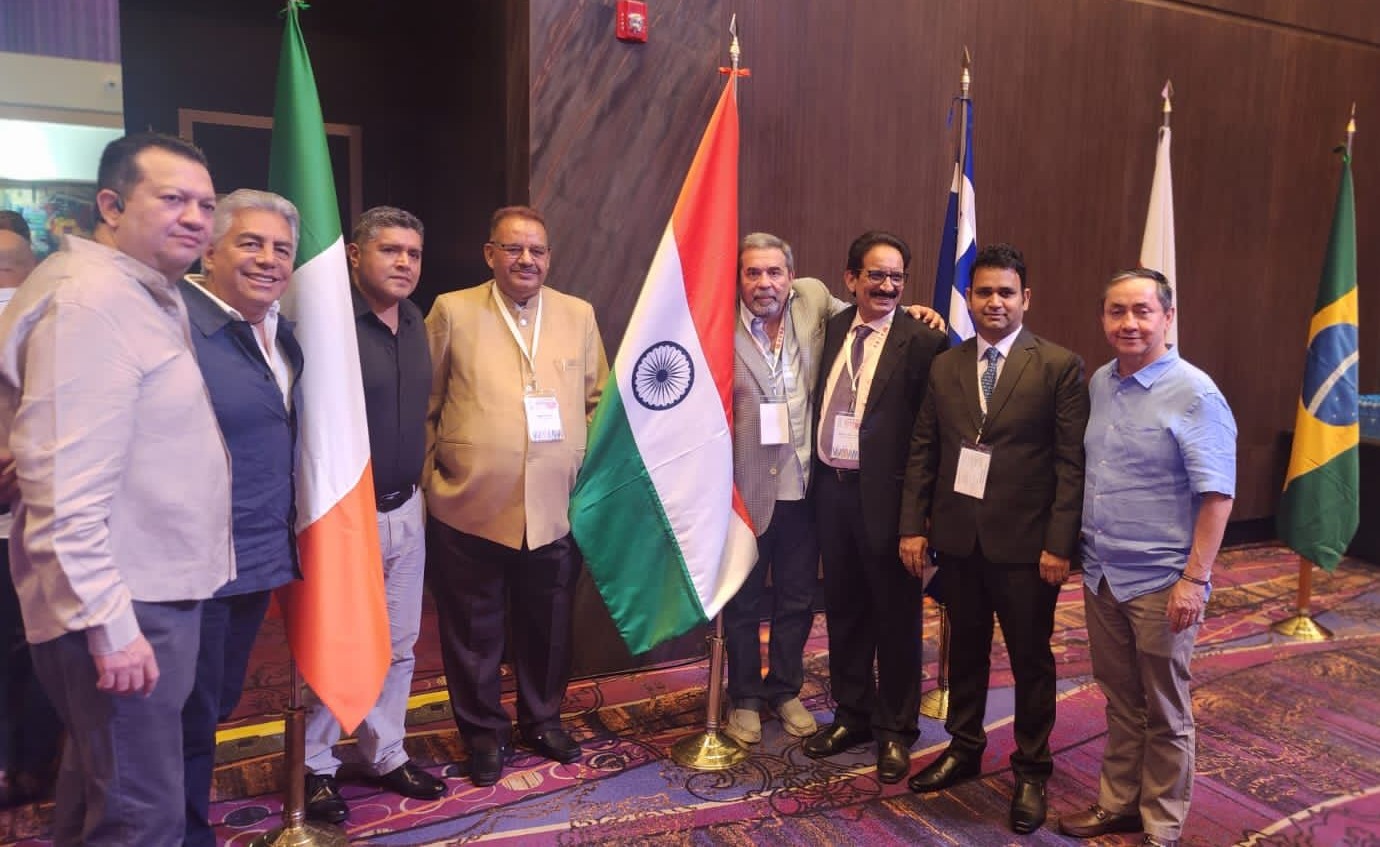 मेक्सिको के कैंकन में आयोजित तीन दिवसीय थोक बाजार विश्व संघ सम्मेलन 2023 में प्रतिभाग करते कृषि मंत्री गणेश जोशी