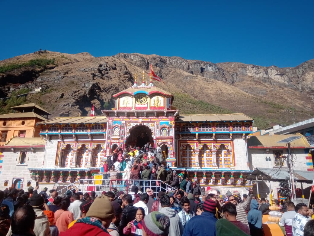 राष्ट्रपति द्रोपदी मुर्मू के श्री बदरीनाथ धाम दर्शन कार्यक्रम को लेकर मंदिर समिति तैयारियों में जुटी
