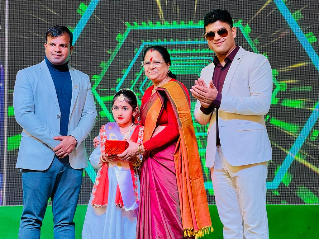 सीआईएमएस एवं यूआईएचएमटी ग्रुप ऑफ़ कालेज में हुआ रंगारंग सांस्कृतिक कार्यक्रम का आगाज