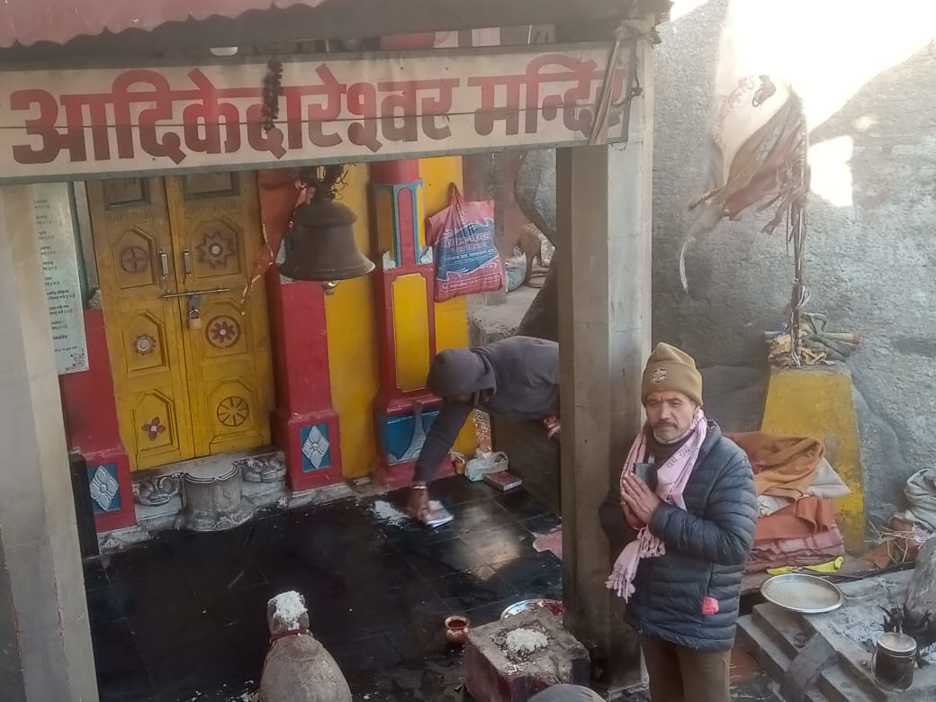 पंच पूजाओं के दूसरे दिन श्री आदि केदारेश्वर मंदिर एवं आदि गुरू शंकराचार्य मंदिर के कपाट बंद