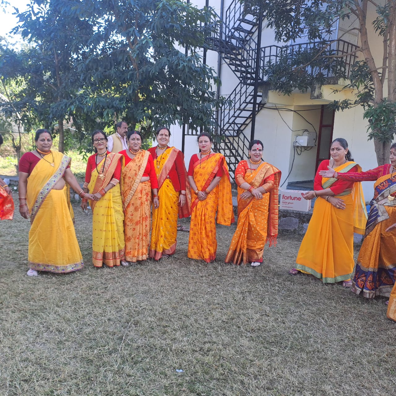 राठ जन विकास समिति कार्यकारिणी की बैठक दून विश्वविद्यालय के खेल मैदान मे सम्पन्न हुई