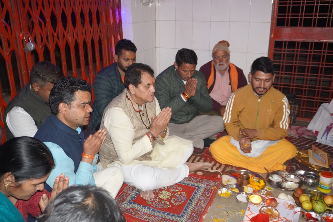 टनल में फंसे श्रमिकों को सुरक्षित निकालने को लेकर सुंदरकांड