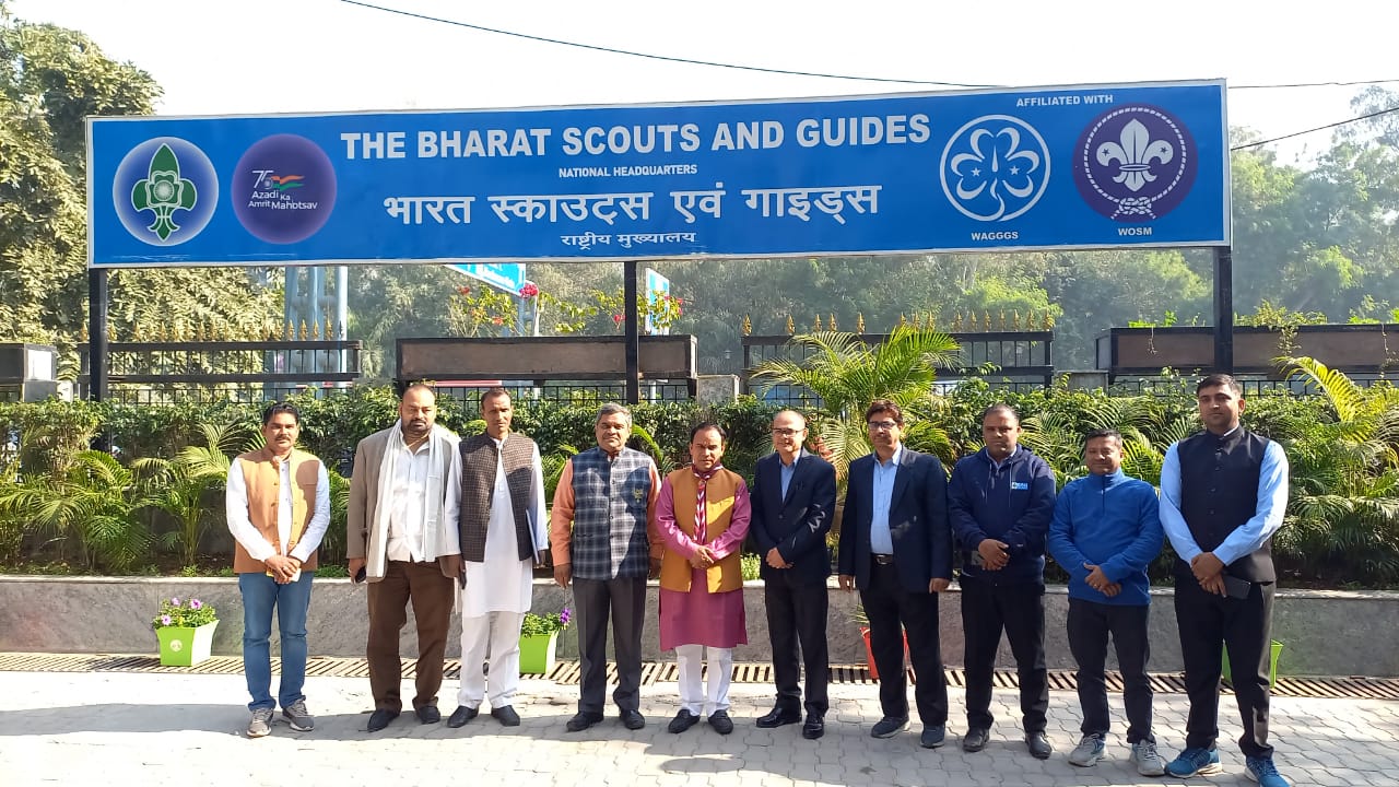 स्काउट गाइड के निदेशक से मिले शिक्षा मंत्री डॉ. धन सिंह रावत