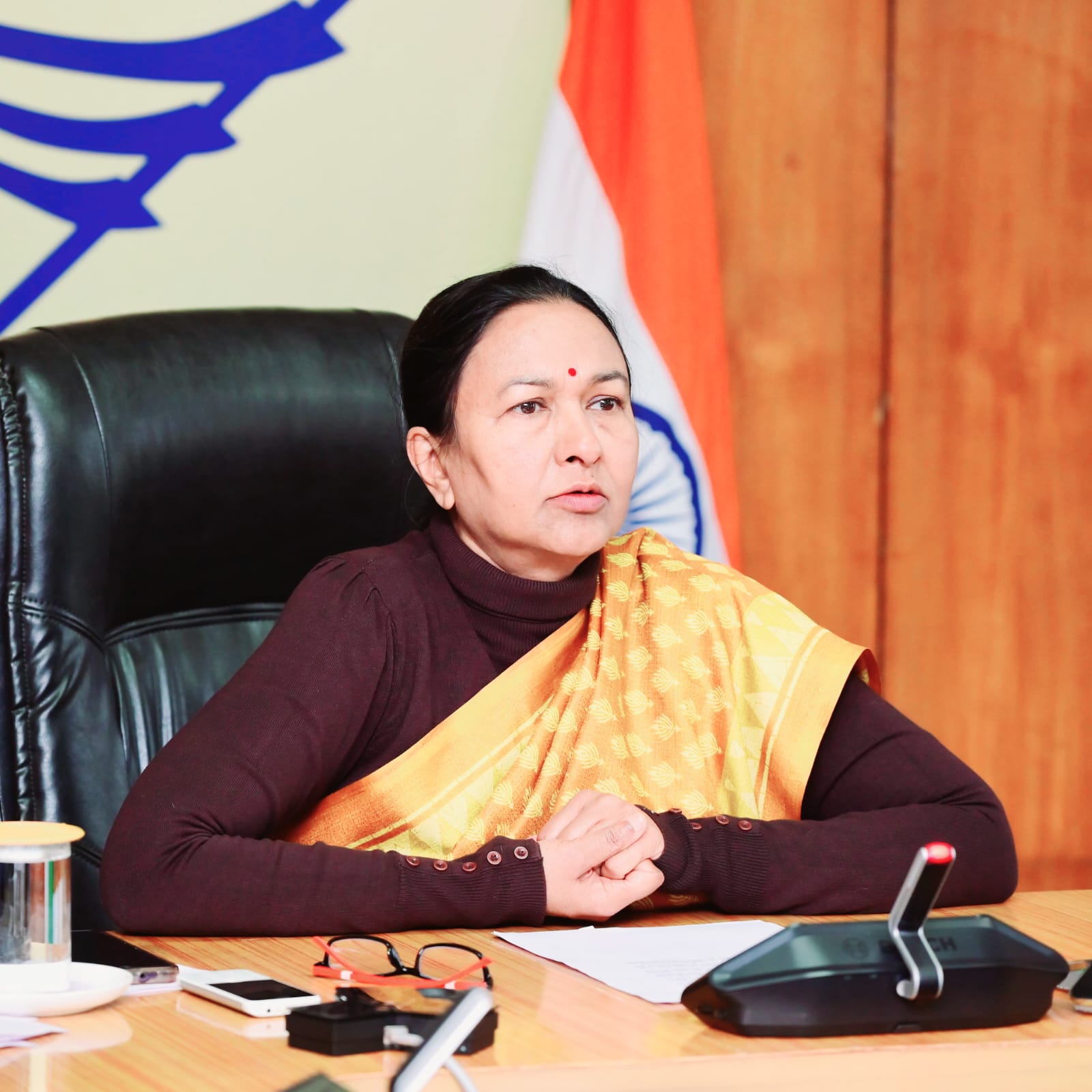 एसीएस राधा रतूड़ी ने गृह विभाग की समीक्षा की