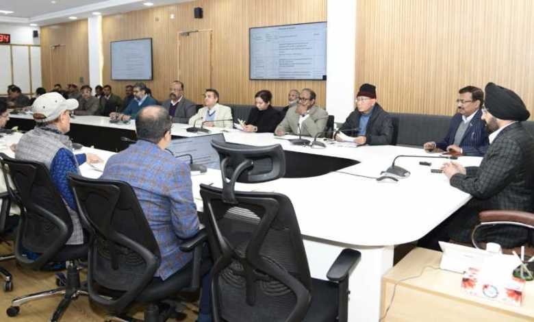 विभिन्न विभागों के उच्चाधिकारियों से मुख्य सचिव ख़फा! ये है नाराज़गी की वजह..