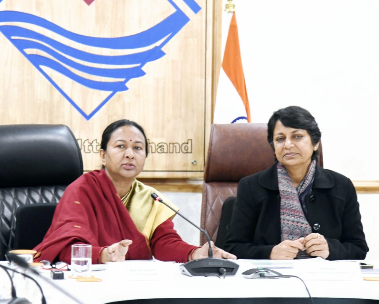 सचिव पेयजल एवं स्वच्छता विभाग, जल शक्ति मंत्रालय, भारत सरकार  विनी महाजन एवं मुख्य सचिव उत्तराखण्ड  राधा रतूड़ी ने स्वच्छ भारत मिशन ग्रामीण तथा जल जीवन मिशन की समीक्षा की