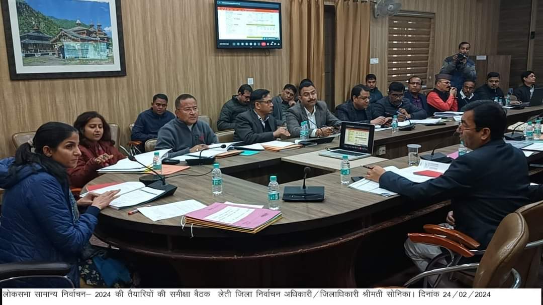 चुनाव : DM सोनिका ने नोडल अधिकारियों और एआरओ को को दिए आवश्यक निर्देश