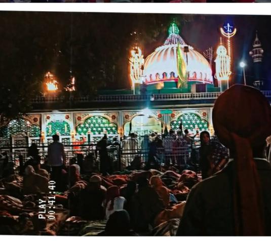 पिरान कलियर और आस पास के ग्रामीण क्षेत्रों में इबादत के साथ मनी शब-ए-बरात, मुसलमानों ने नमाज व तिलावत-ए-कुरआन में बिताई रात