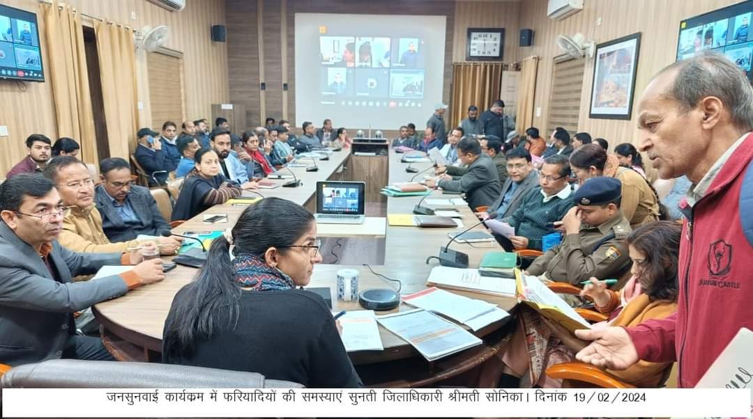 खेल एवं युवा कल्याण विभाग द्वारा कार्मिकों एवं खिलाड़ियों को’ ये है सबकी जिम्मेदारी वोट डाले सब नर नारी’
