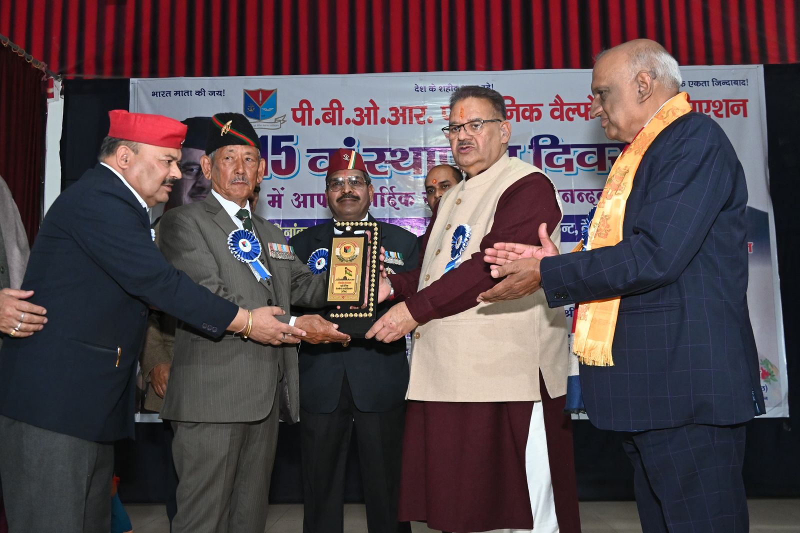 पीबीओआर पूर्व सैनिक वेलफेयर एसोसिएशन के 15वें स्थापना दिवस को संबोधित करते सैनिक कल्याण मंत्री गणेश जोशी