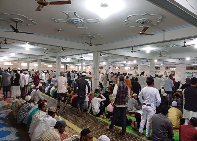 पिरान कलियर : दरगाह साबिर का की साबरी जमा मस्जिद में अदा की गई रमजान के दूसरे जुम्मे की नमाज