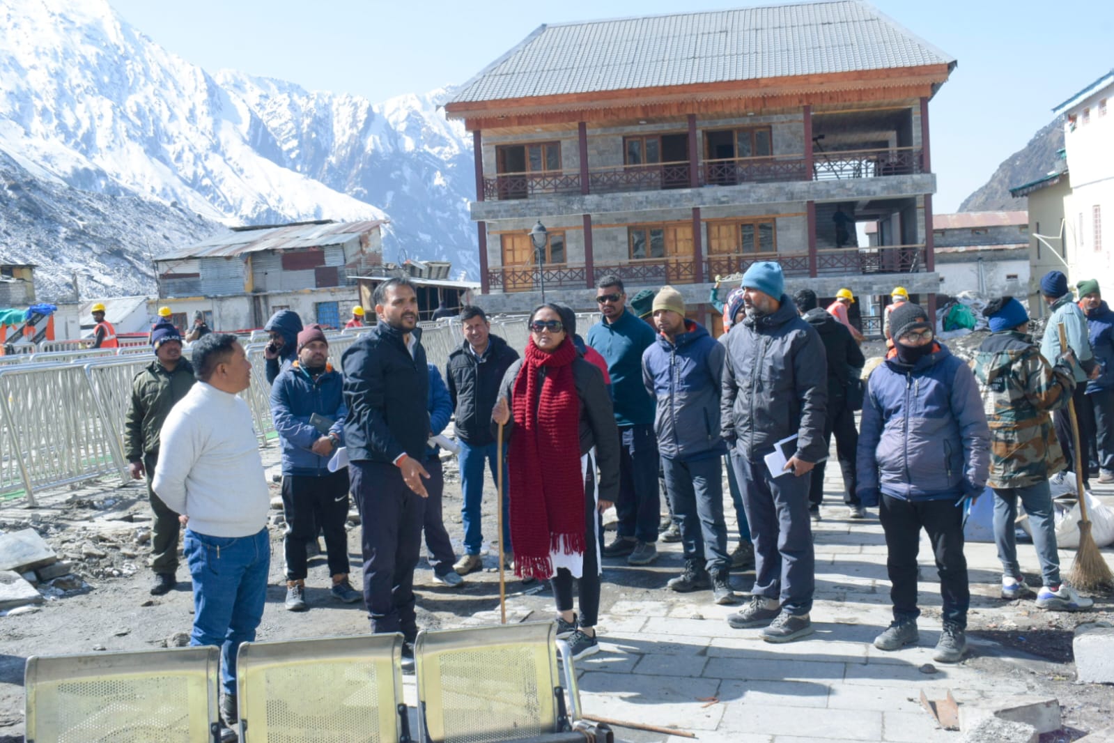 मुख्य सचिव राधा रतूड़ी ने किया श्री केदारनाथ धाम का निरीक्षण, पुनर्निर्माण एवं विकास कार्यों का जायजा लेते हुए की समीक्षा