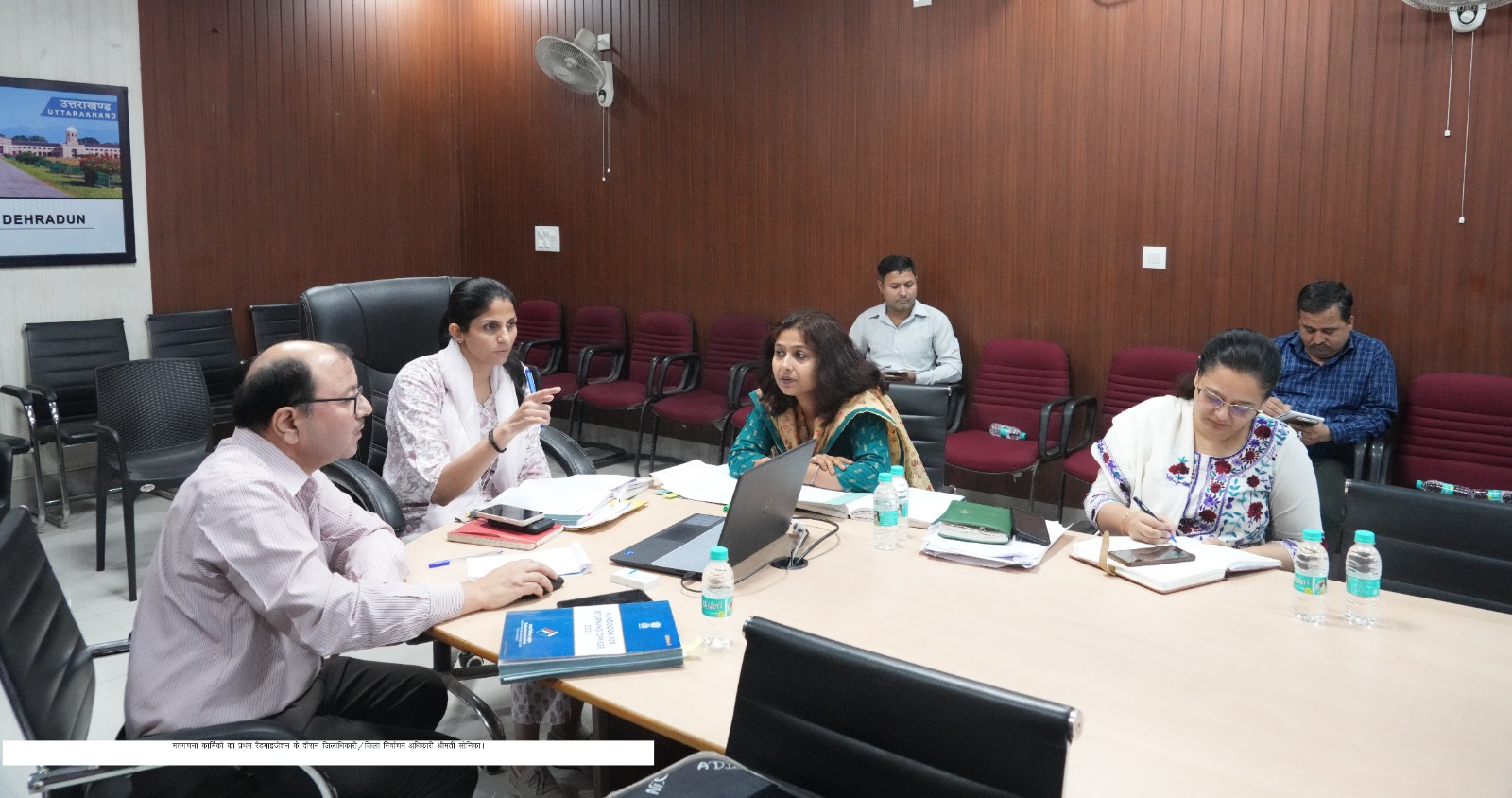बड़ी ख़बर : डीएम सोनिका ने एनआइसी सभागार में मतगणना कार्मिकों का किया प्रथम रैंडमाइजेशन