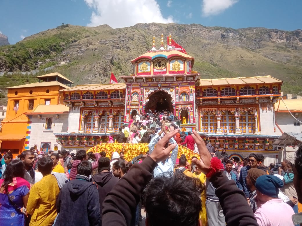 श्री बदरीनाथ- केदारनाथ में मौसम सामान्य हुआ