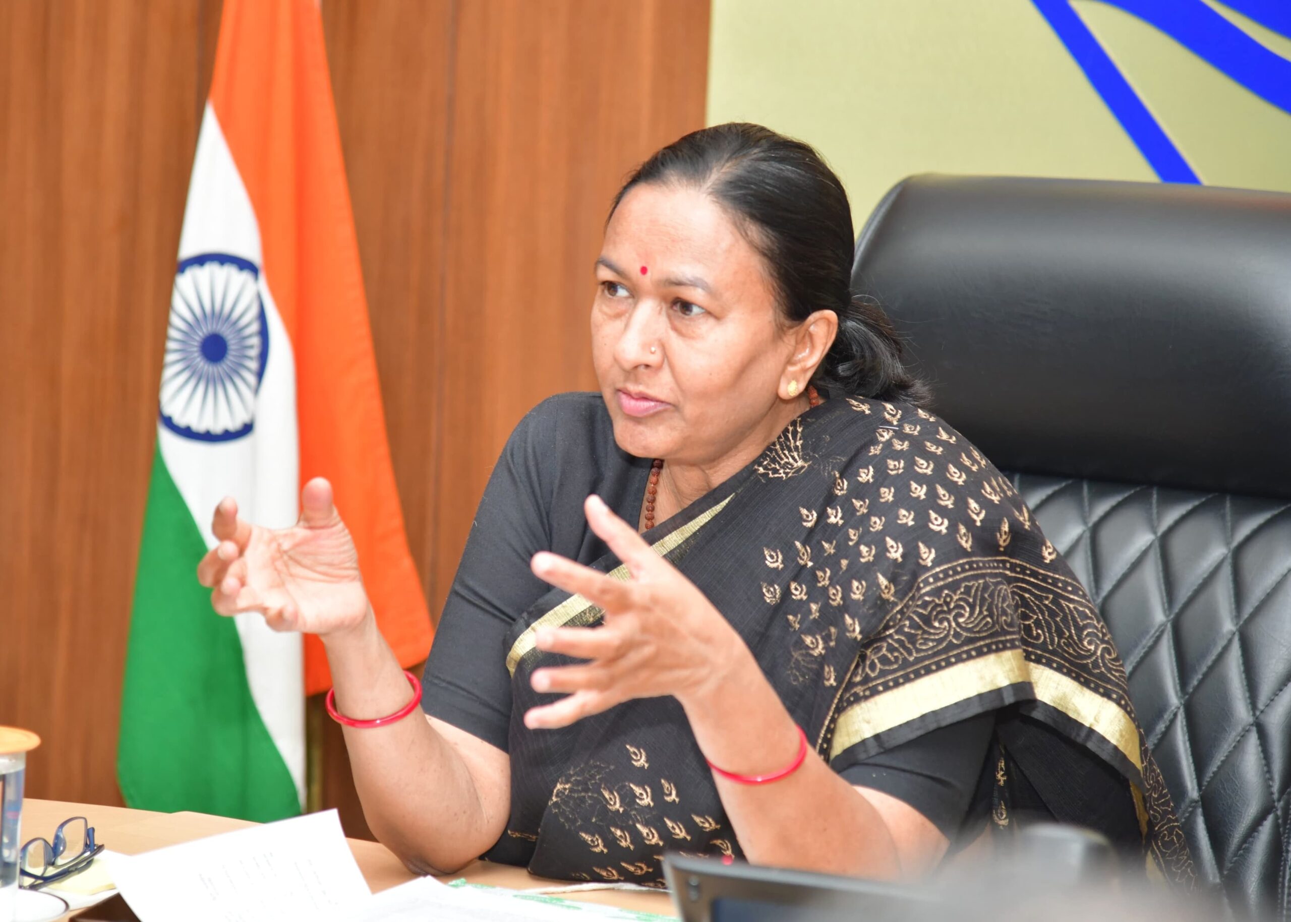 सीएस ने अधिकारियों को औपचारिकताओं से हटकर प्रो-एक्टिव होकर कार्य करने की नसीहत दी