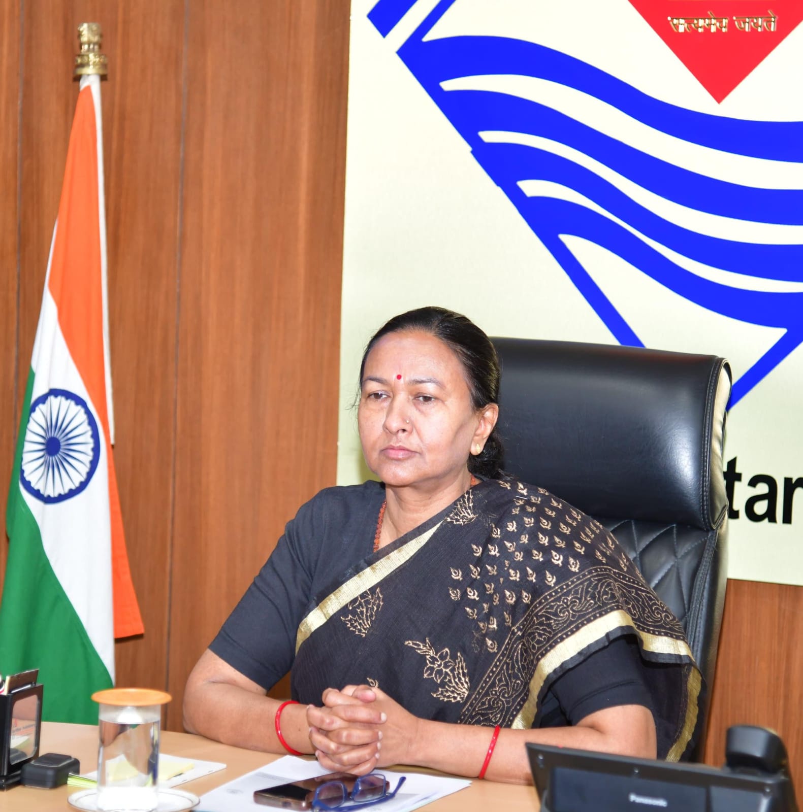 मुख्य सचिव राधा रतूड़ी ने जिलाधिकारियों को नगर निकायों में अवस्थित मलिन बस्तियों के चिन्हीकरण के बाद सूचीबद्ध रिपोर्ट एक सप्ताह में शासन को भेजने के निर्देश दिए