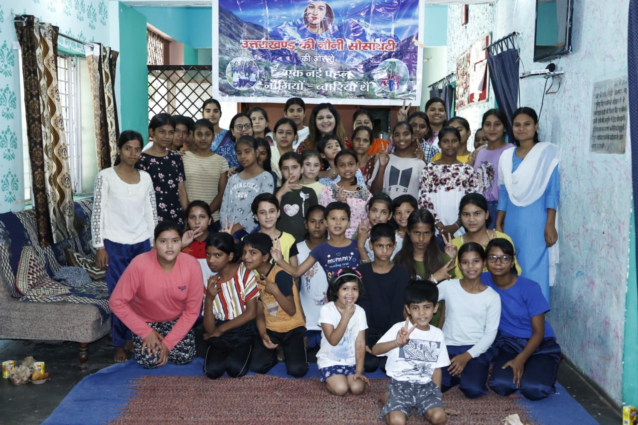 ‘अपना घर’ आश्रम में मनाई निर्जला एकादशी