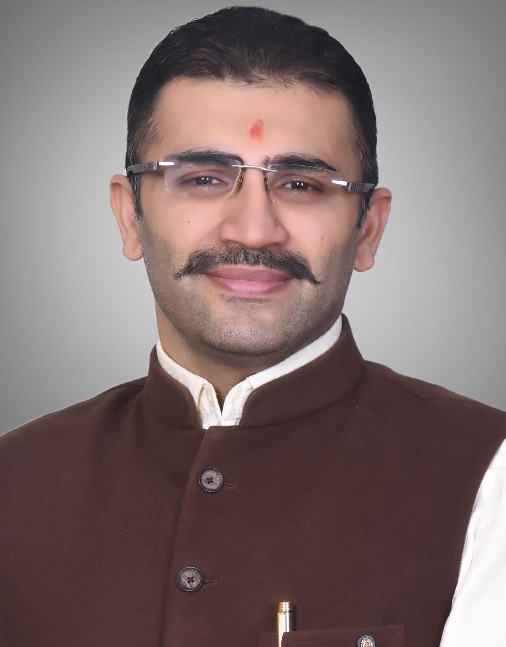 विधानसभा बैकडोर भर्ती घोटाला : अभिनव थापर की जनहित याचिका में हाईकोर्ट ने सरकार को 3 हफ्ते में जवाब दाखिल करने के दिए आदेश