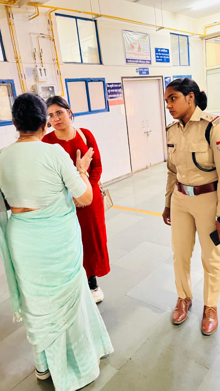राजकीय चिकित्सालय ऋषिकेश में शनिवार की रोज एक नाबालिग द्वारा नवजात शिशु के जन्म देने के मामले में राज्य महिला आयोग की अध्यक्ष ने लिया संज्ञान