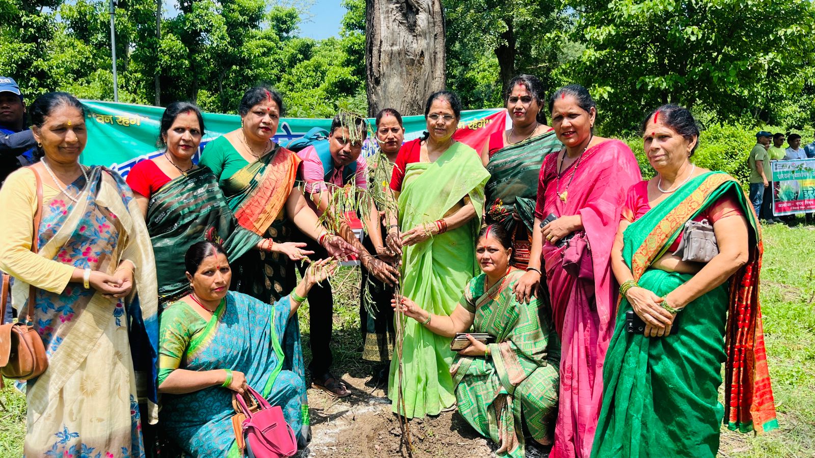 पर्यावरण संरक्षण व शुद्ध प्राणवायु के लिए आवश्यक है पेड़ो को बचाना व नए पेड़ लगाना – कुसुम कण्डवाल