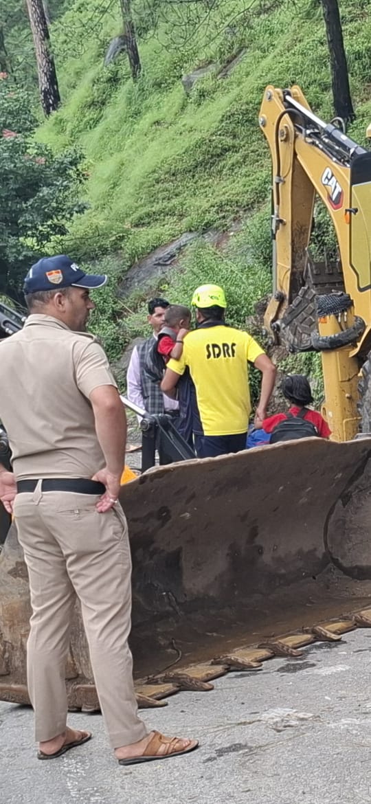 राज्य में भारी बारिश के दौरान SDRF ने चलाया रेस्क्यू ऑपरेशन, देखिए वीडियो..