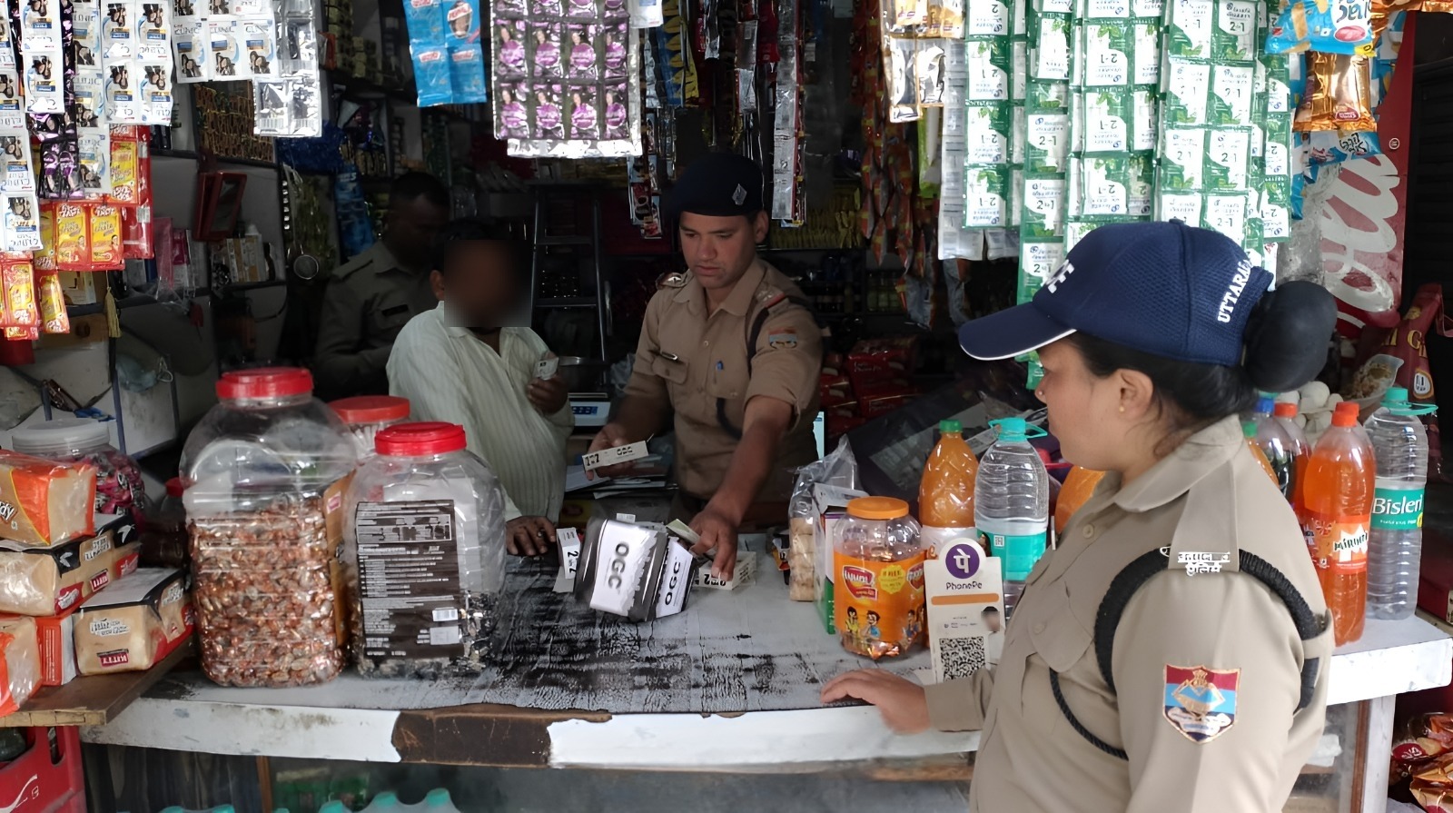 नशे की सामग्री बेचने वाले 09 दुकानदारों पर कोतवाली जोशीमठ पुलिस की चालानी कार्यवाही..