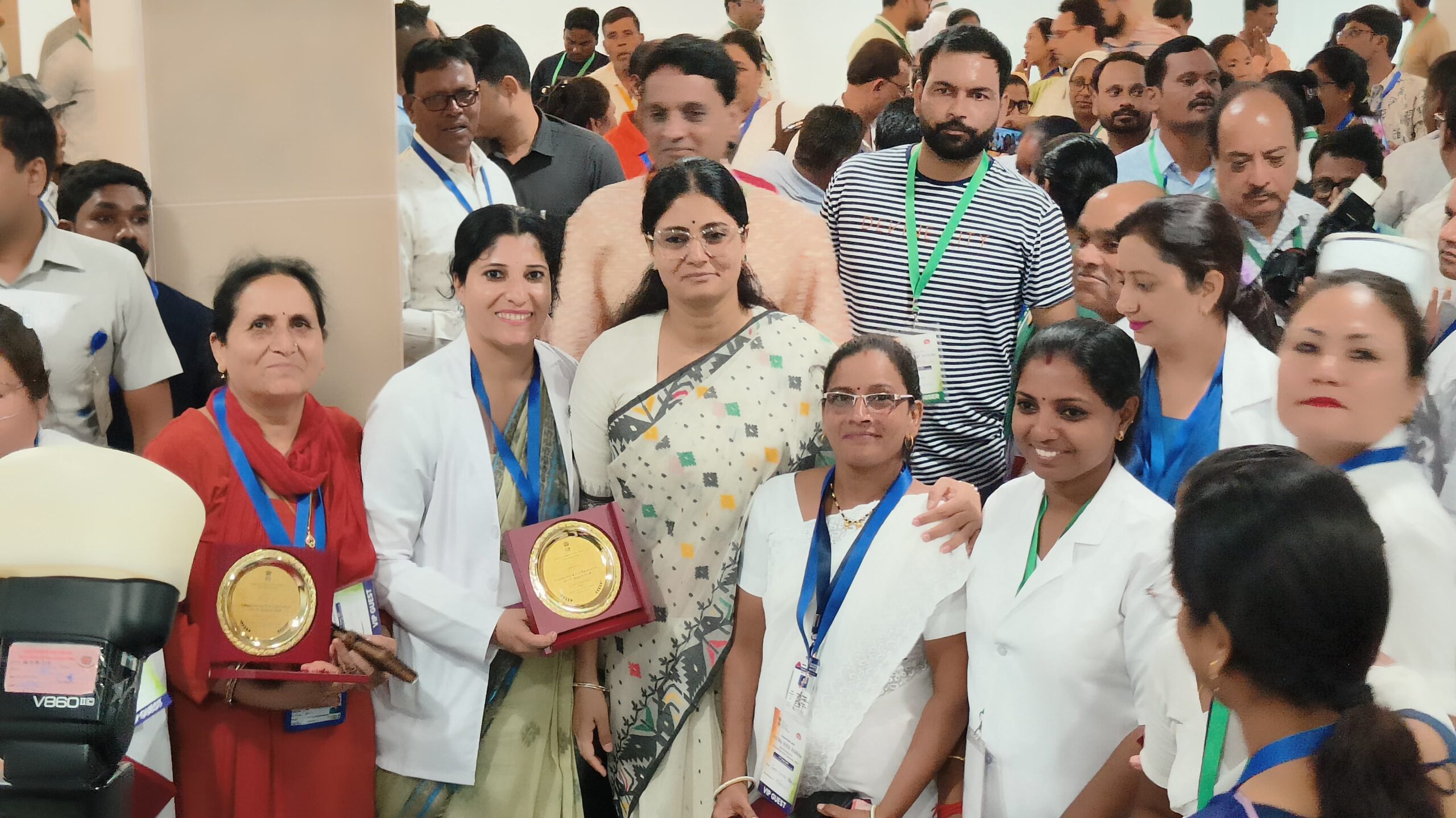 उत्तराखंड की ए.एन.एम. और आशा को राष्ट्रीय स्तर पर स्वतंत्रता दिवस समारोह में विशेष अतिथि के रूप में सम्मानित किया गया..
