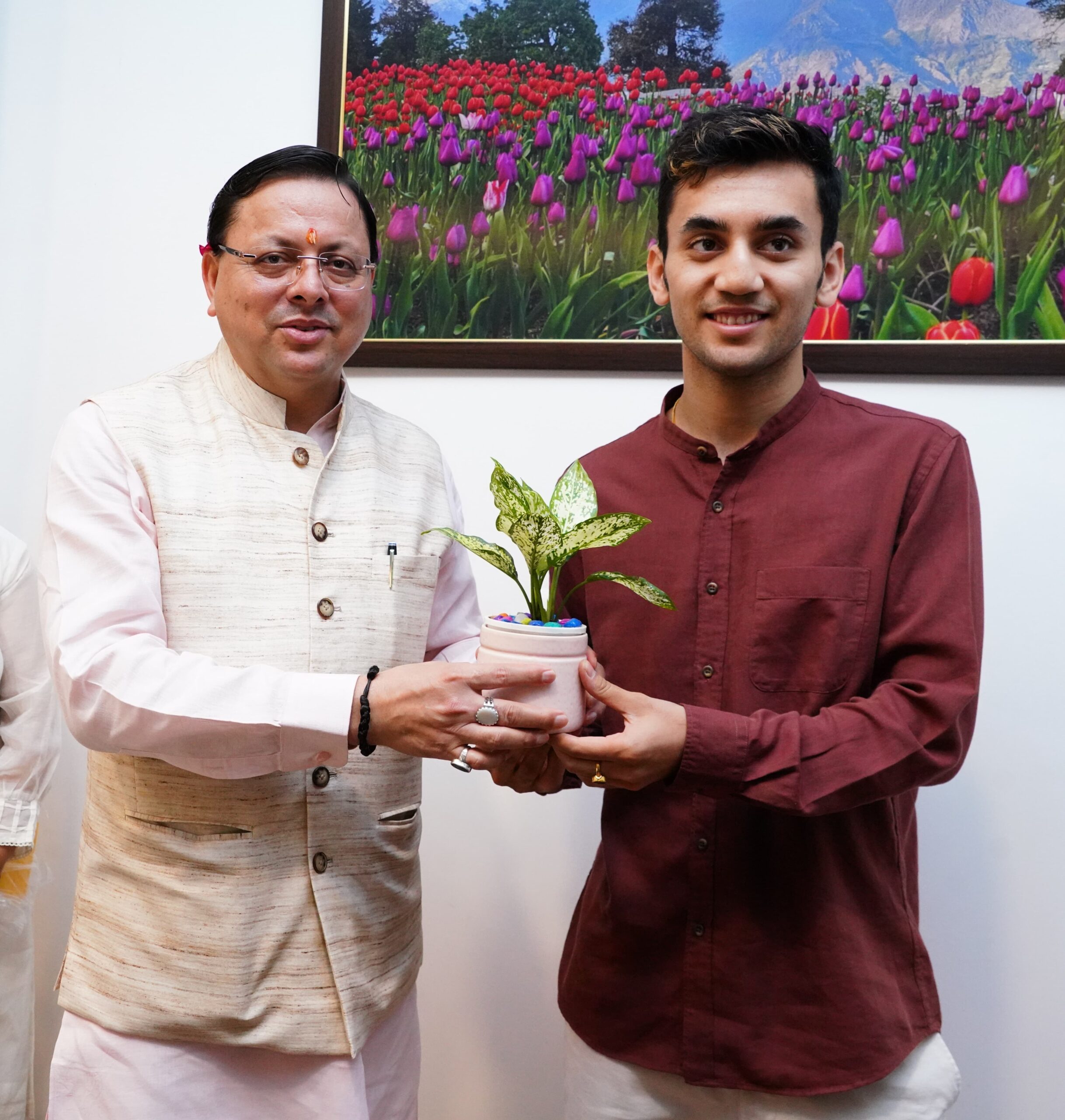 देहरादून : मुख्यमंत्री ने लक्ष्य सेन को पेरिस ओलंपिक में शानदार प्रदर्शन के लिए दी बधाई..