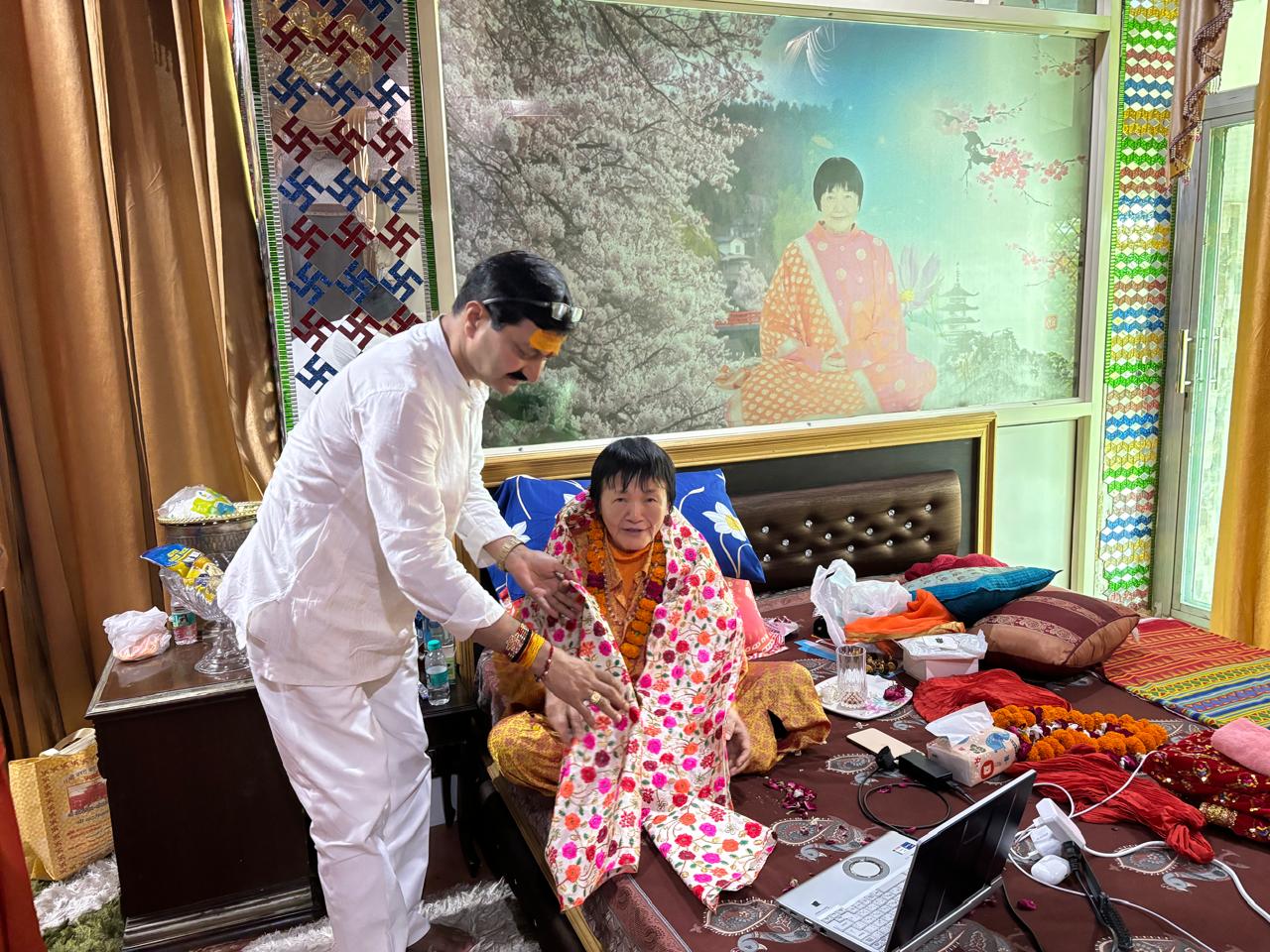 बीकेटीसी अध्यक्ष अजेंद्र ने दी ब्रह्मलीन पायलट बाबा को श्रद्धांजलि
