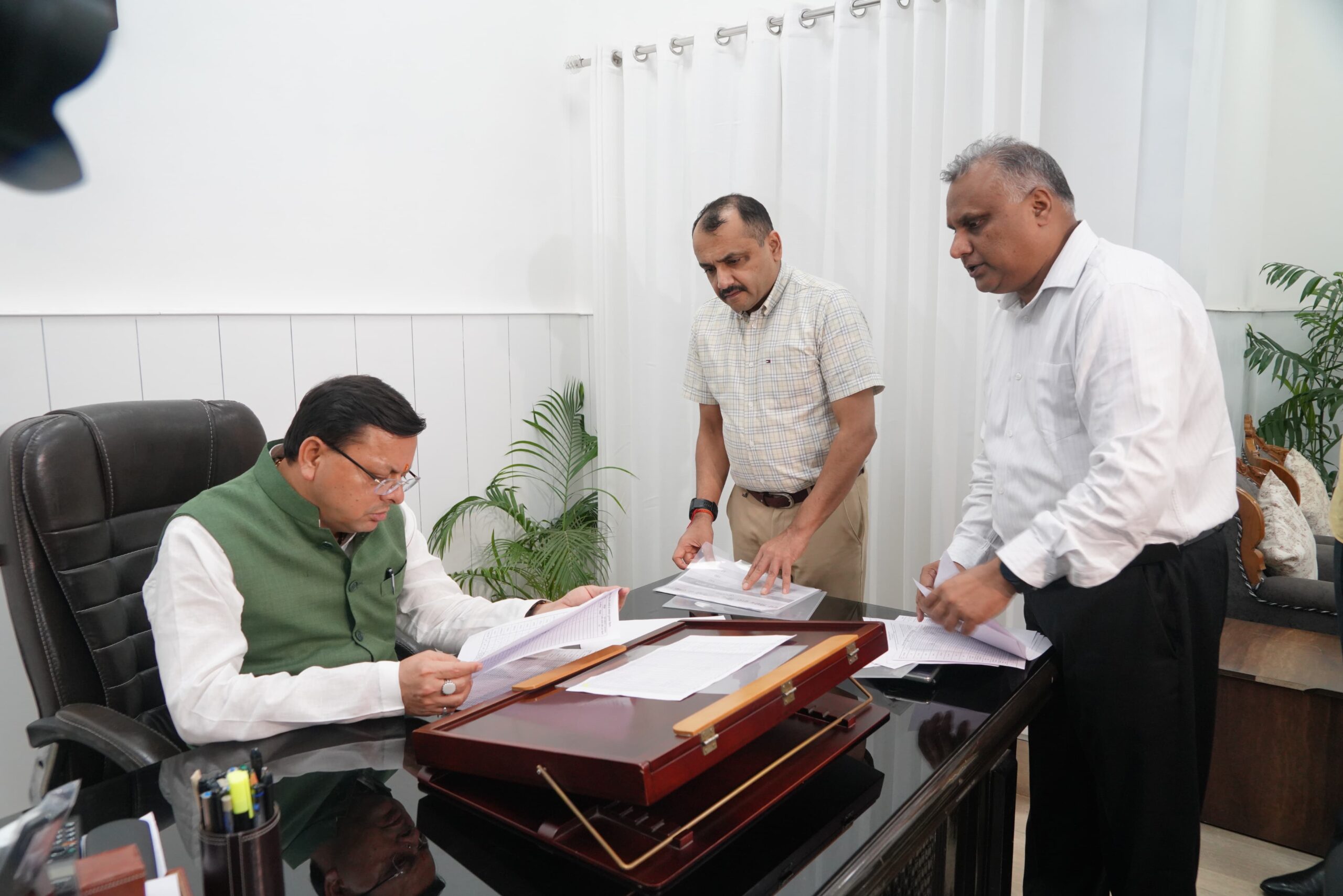 Big News : सीएम धामी ने पुलिस मुख्यालय का किया औचक निरीक्षण, अधिकारियों को दिए निर्देश..