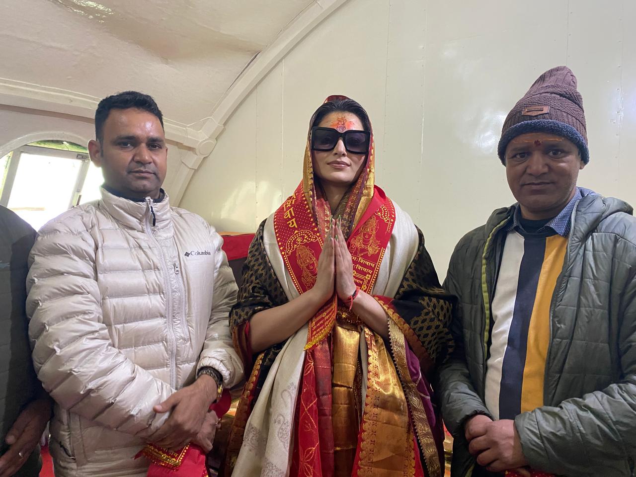 श्री बदरीनाथ – केदारनाथ दर्शन को पहुंची बालीवुड अभिनेत्री उर्वशी रौतेला