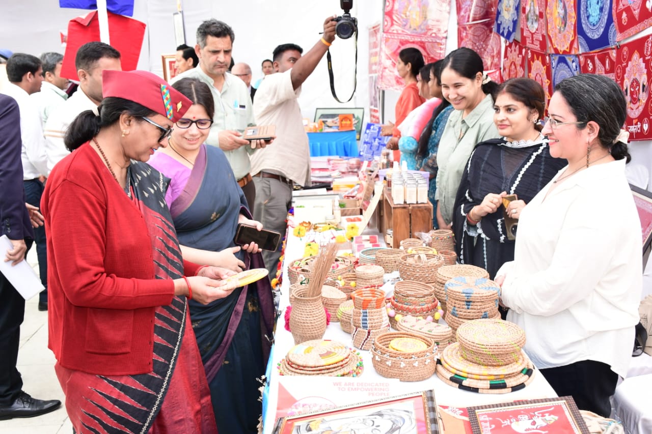 प्रदेश में सशक्त भू कानून लाया जाएगा: मुख्य सचिव